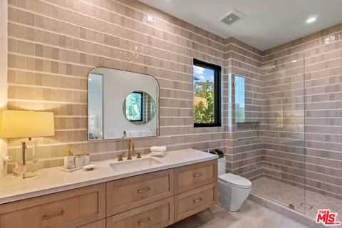 Bath - 6251 Ramirez Mesa Dr, Malibu, CA 90265 photo 1 of 5