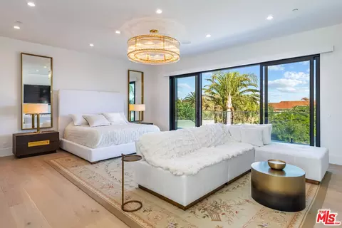 Bedroom - 6251 Ramirez Mesa Dr, Malibu, CA 90265 photo 4 of 4