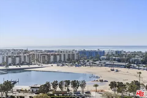 4267 Marina City Dr #PH 5, Marina Del Rey, CA 90292