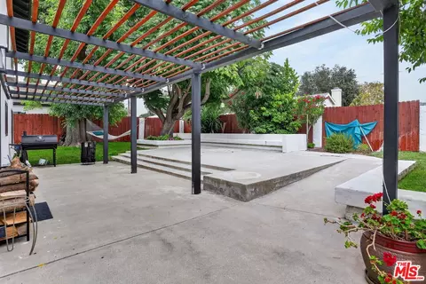 Exterior - 2148 Elmdale Ave, Simi Valley, CA 93065 photo 4 of 5