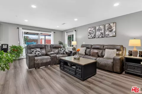Living - 2148 Elmdale Ave, Simi Valley, CA 93065 photo 2 of 2
