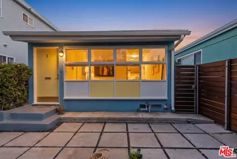 2404 Ocean Park Blvd, Santa Monica, CA 90405