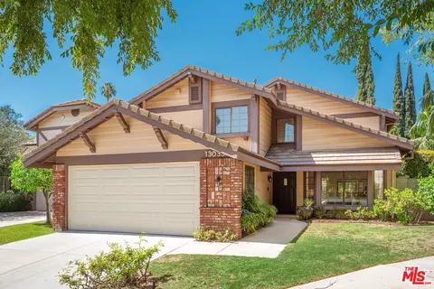 13033 Magnolia Blvd, Sherman Oaks, CA 91423