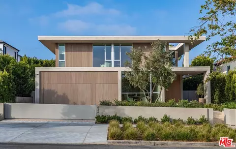 634 Moreno Ave, Los Angeles, CA 90049