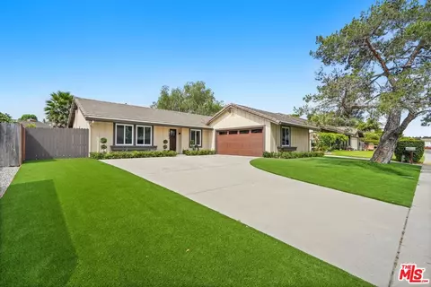 4362 Milpas St, Camarillo, CA 93012