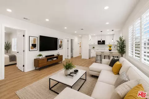 1267 W 85th St #1267, Los Angeles, CA 90044