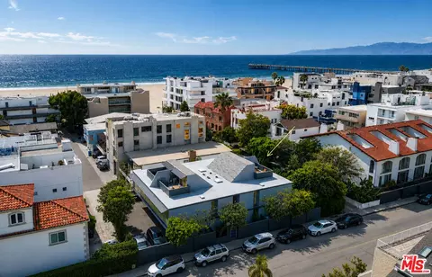3607 Pacific Ave, Marina Del Rey, CA 90292