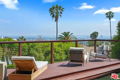 6609 Whitley Ter, Los Angeles, CA 90068