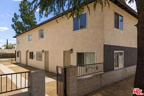 221 E 19th St, San Bernardino, CA 92404