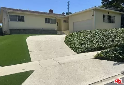 3806 Carmona Ave, Los Angeles, CA 90008