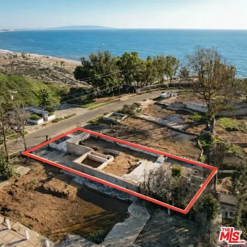 327 N Grenola St, Pacific Palisades, CA 90272