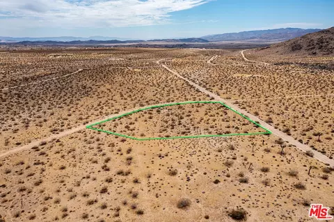 60676 Campanula St, Joshua Tree, CA 92252