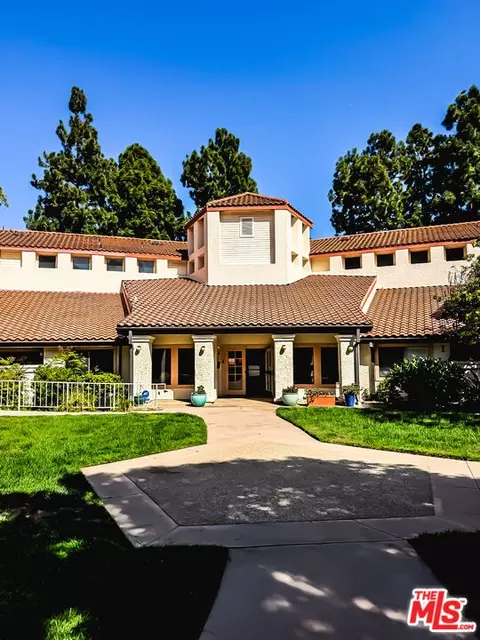 501 Palisades Dr #317, Pacific Palisades, CA 90272