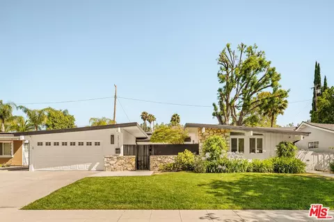 23122 Bigler St, Woodland Hills, CA 91364