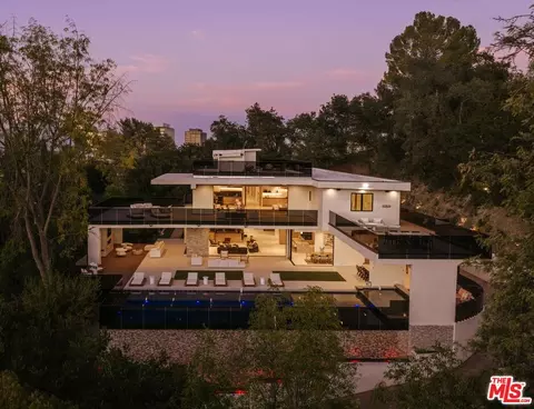 4705 Sophia Ave, Encino, CA 91436
