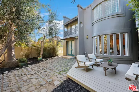 719 Nowita Pl, Venice, CA 90291