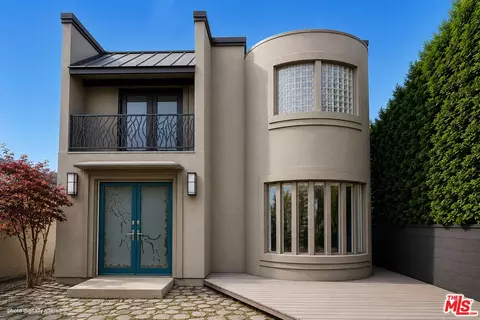 719 Nowita Pl, Venice, CA 90291