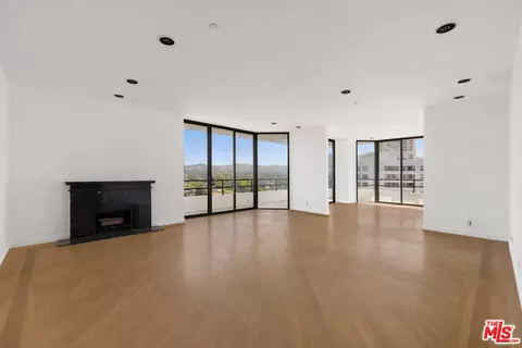 10601 Wilshire Blvd #1601, Los Angeles, CA 90024