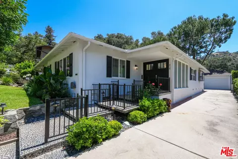 416 Coutin Ln, Glendale, CA 91206