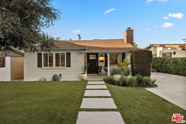 22227 Avenue San Luis, Woodland Hills, CA 91364
