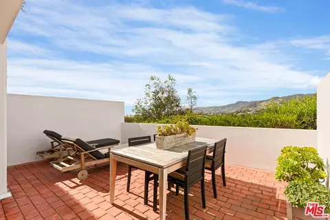 29221 Heathercliff Rd #13, Malibu, CA 90265