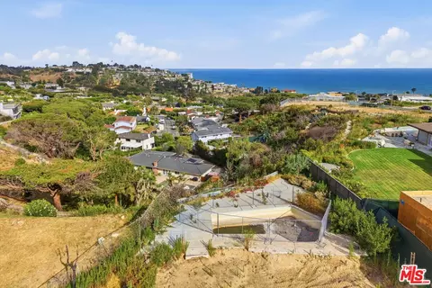 3442 Cloudcroft Dr, Malibu, CA 90265 photo 6