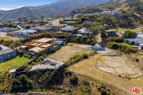 3442 Cloudcroft Dr, Malibu, CA 90265 photo 11