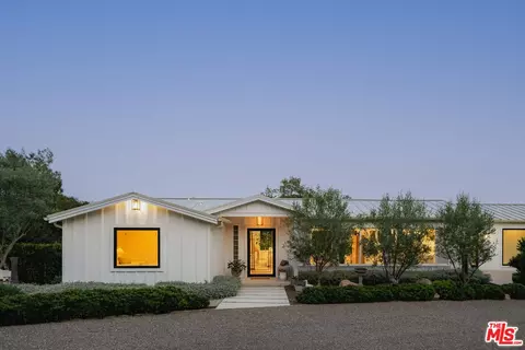 1071 E Mountain Dr, Santa Barbara, CA 93108