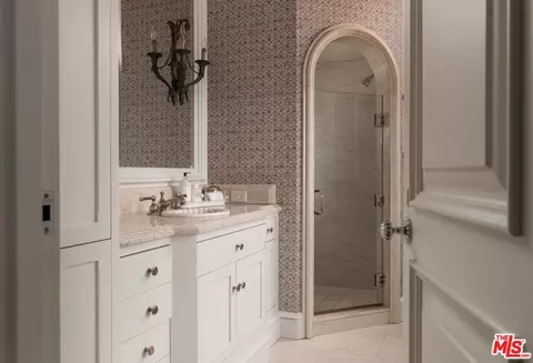 Bath - 1502 E Mountain Dr, Santa Barbara, CA 93108 photo 2 of 2