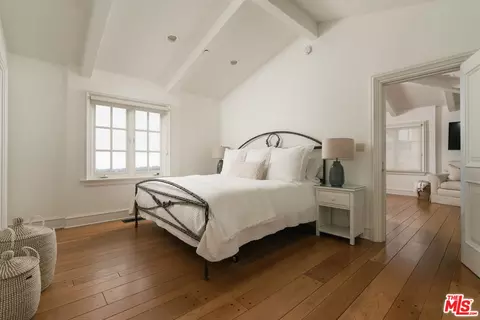 Bedroom - 1502 E Mountain Dr, Santa Barbara, CA 93108 photo 6 of 7