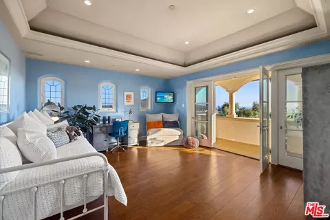 Bedroom - 1502 E Mountain Dr, Santa Barbara, CA 93108 photo 3 of 7