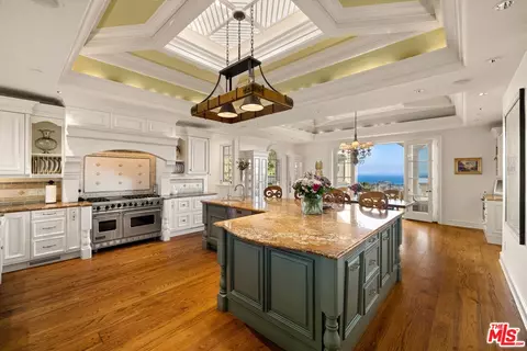 Kitchen - 1502 E Mountain Dr, Santa Barbara, CA 93108 photo 2 of 2