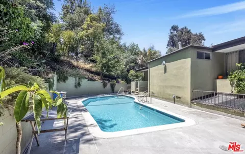 3625 Fredonia Dr #2, Los Angeles, CA 90068