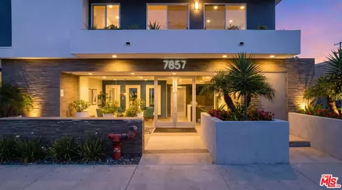 7857 W Manchester Ave #PH2, Playa Del Rey, CA 90293