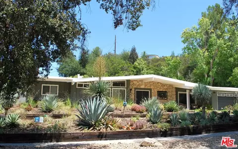 4228 Manson Ave, Woodland Hills, CA 91364