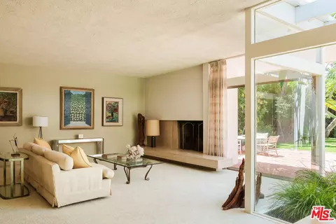 Living - 3334 E 1st St, Long Beach, CA 90803 photo 1 of 3