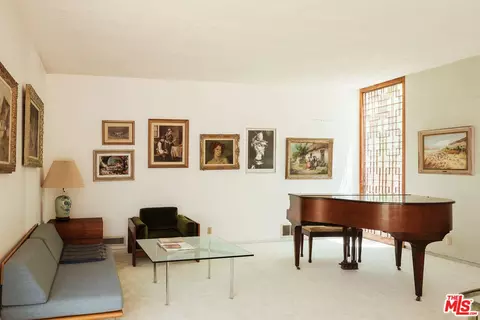 Living - 3334 E 1st St, Long Beach, CA 90803 photo 2 of 3