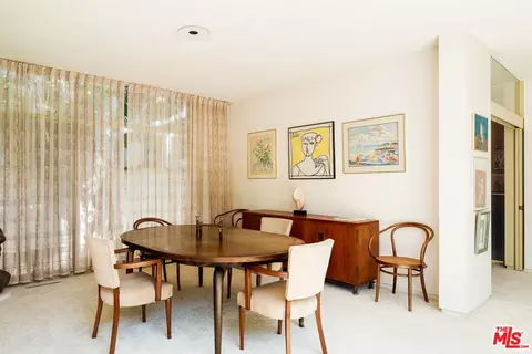 Dining - 3334 E 1st St, Long Beach, CA 90803 photo 3 of 3