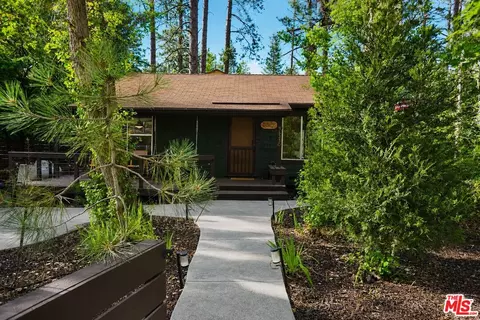 53250 Meadow Dr, Idyllwild, CA 92549