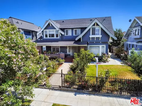 1454 W 28th St, Los Angeles, CA 90007