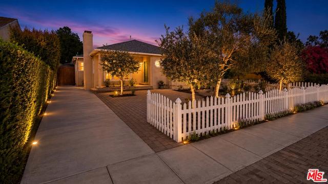 4706 Cartwright Ave, Toluca Lake, CA 91602