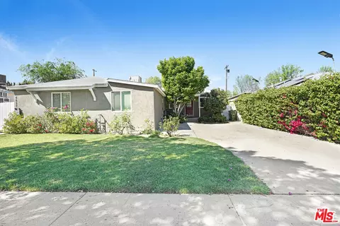 6659 Zelzah Ave, Reseda, CA 91335