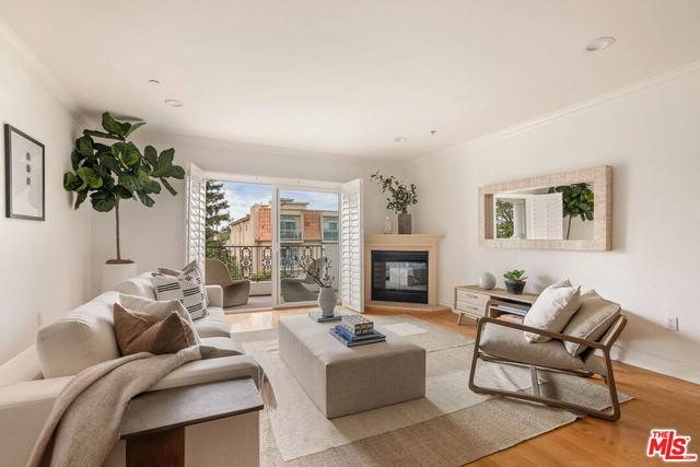 1878 Greenfield Ave #PH1, Los Angeles, CA 90025