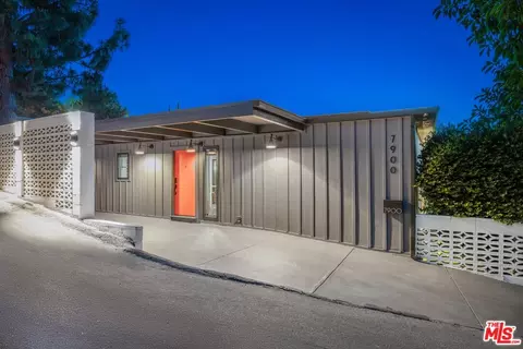 7900 Willow Glen Rd, Los Angeles, CA 90046
