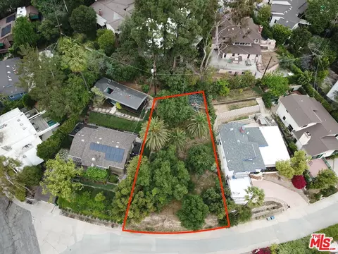 1457 Cheviotdale Dr, Pasadena, CA 91105
