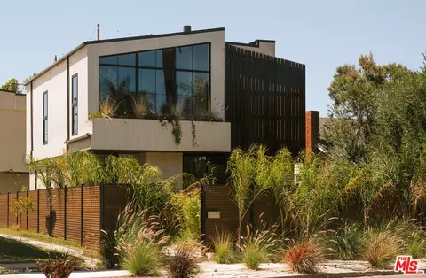 923 Milwood Ave, Venice, CA 90291