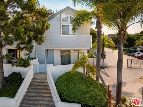15111 Freeman Ave #1, Lawndale, CA 90260