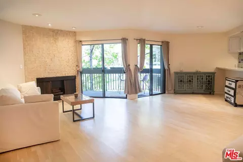 950 N Kings Rd #245, West Hollywood, CA 90069
