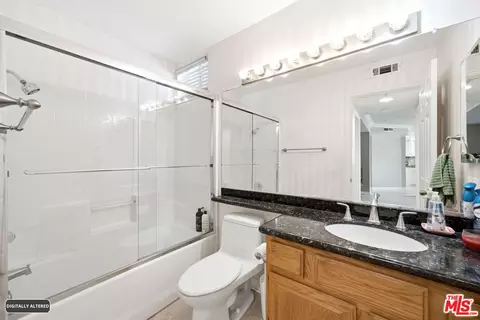 Bath - 14282 Rideout Ct, Fontana, CA 92336 photo 1 of 4