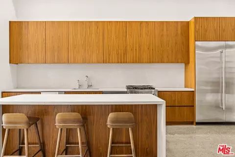 4115 Glencoe Ave #107, Marina Del Rey, CA 90292